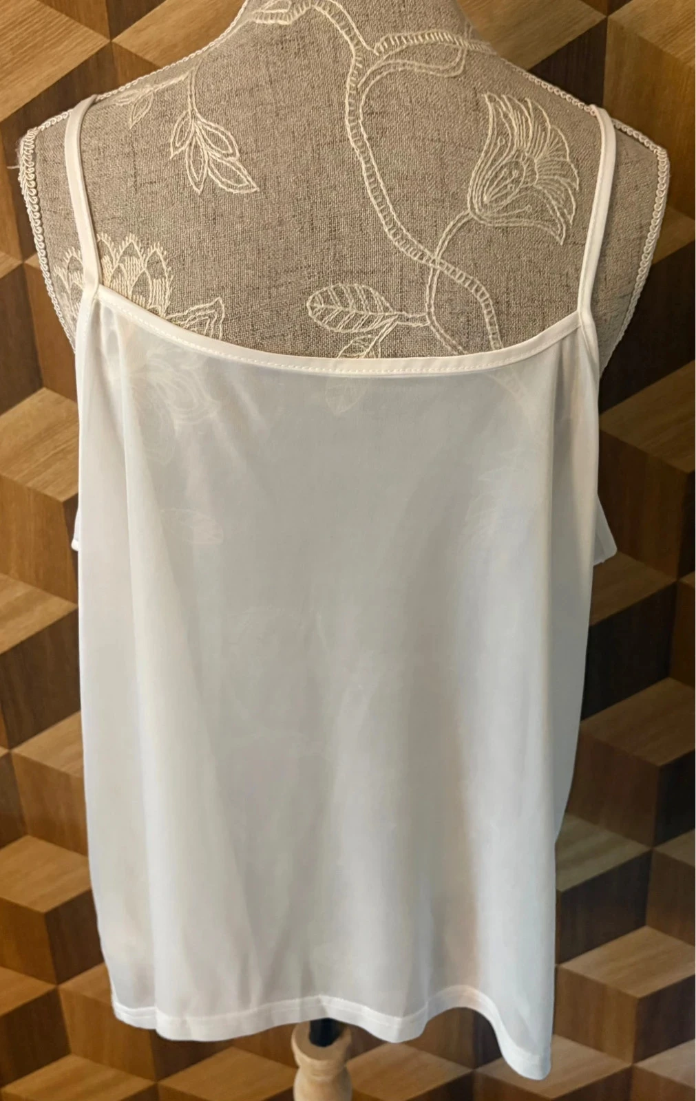 Vestido branco acetinado – photo 2